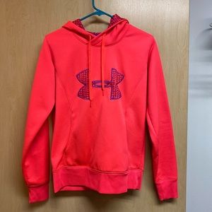 Hooded UA sweatshirt
